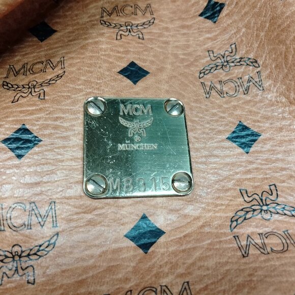 (L3) MCM Shoulder Bag Brown PVC - Picture 8 of 9